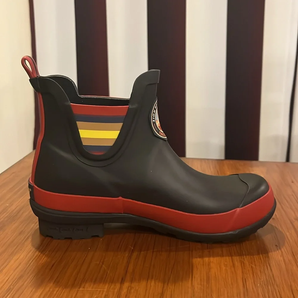 Pendleton Zion National Park Chelsea Rain Boots new black Women’s Size 6